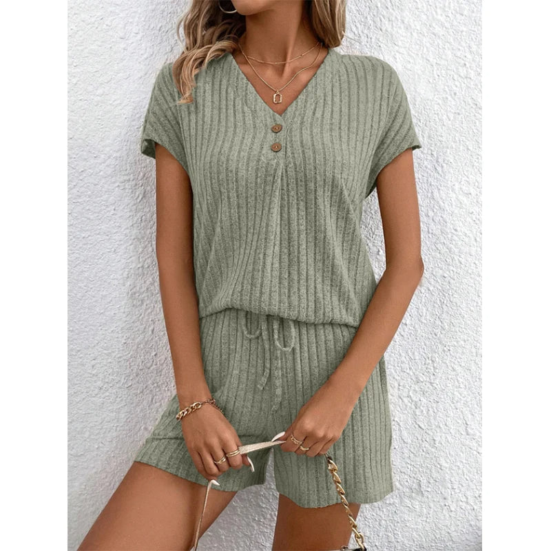 NIMA Korte broek met koord, v-hals zomer set dames