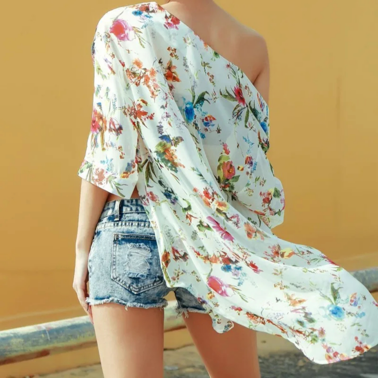 NIMA zwarte bloemenprint v-hals lange zomer blouse