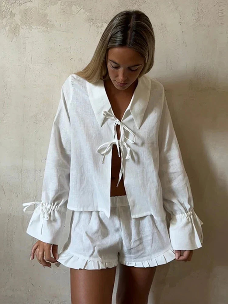NIMA Witte blouse en broek set met lange mouwen met V-hals