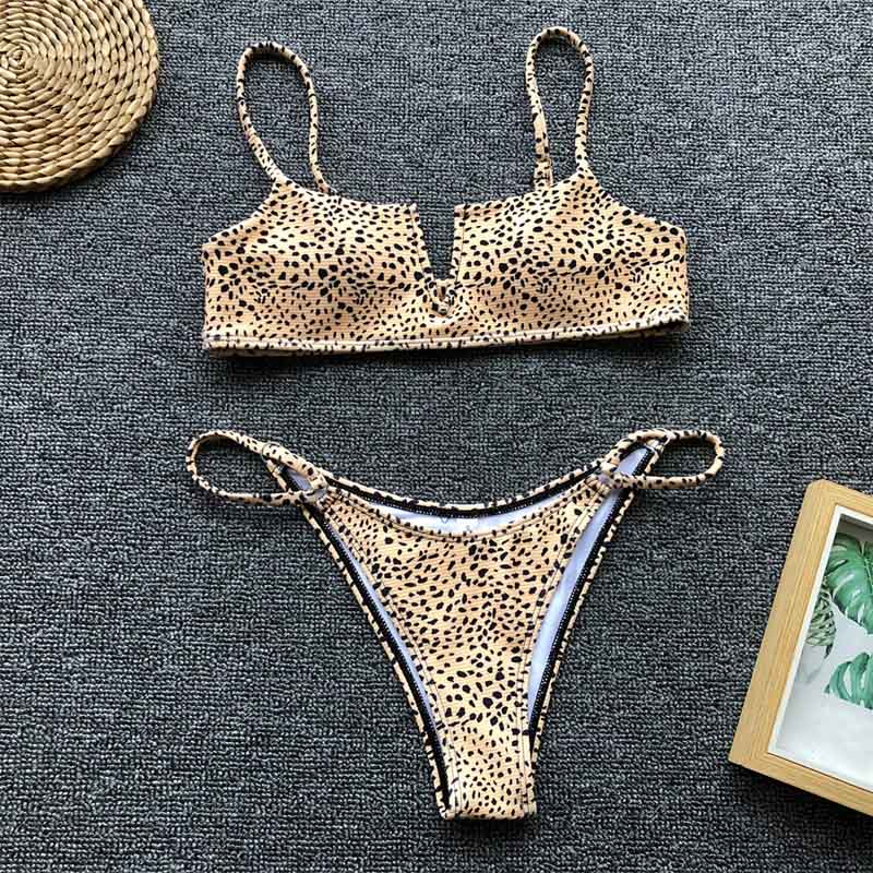 NIMA Braziliaanse bikini met v-hals