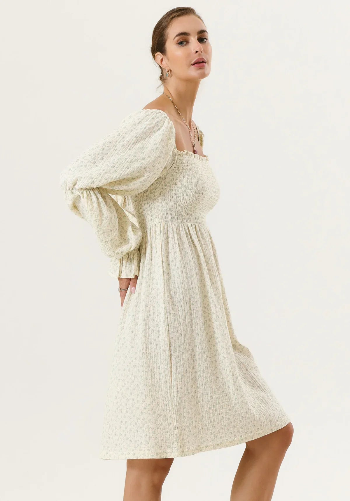 NIMA Chiffon jurk met klokmouwen