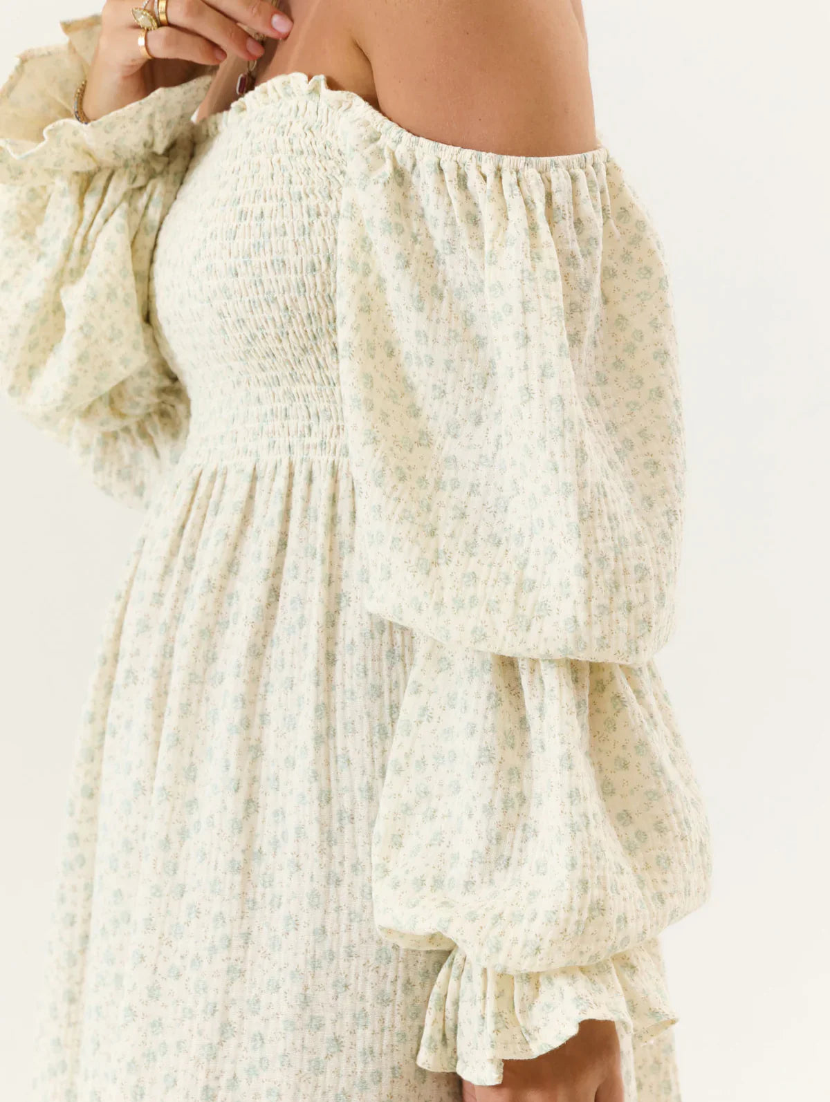 NIMA Chiffon jurk met klokmouwen