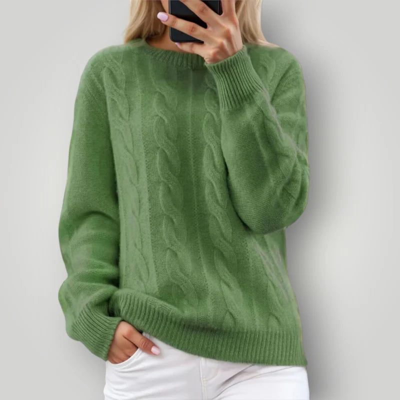 Women's long-sleeved knit sweater – a soft and versatile classic