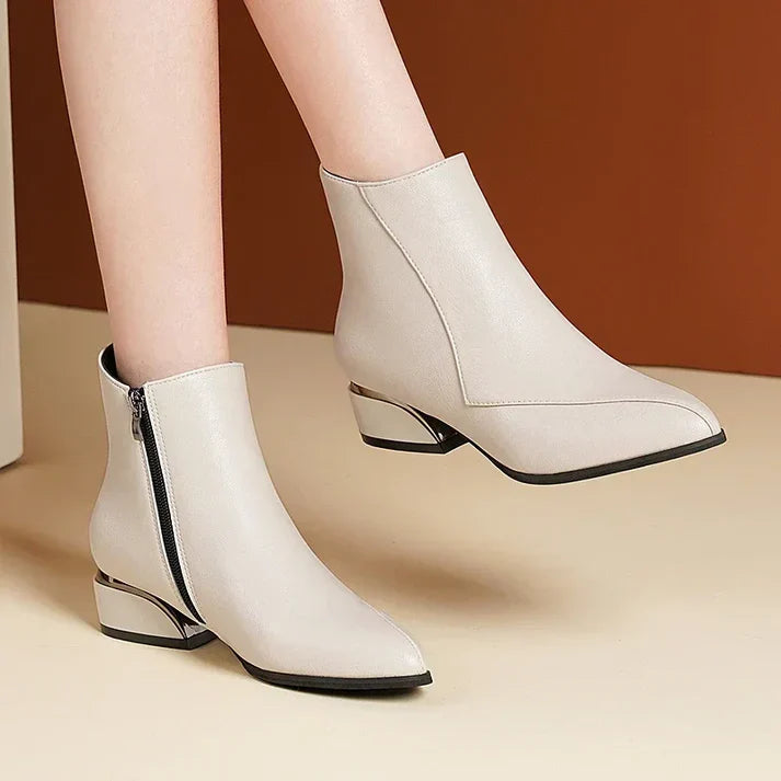 Julane - ankle boots with zipper - trendy block heel