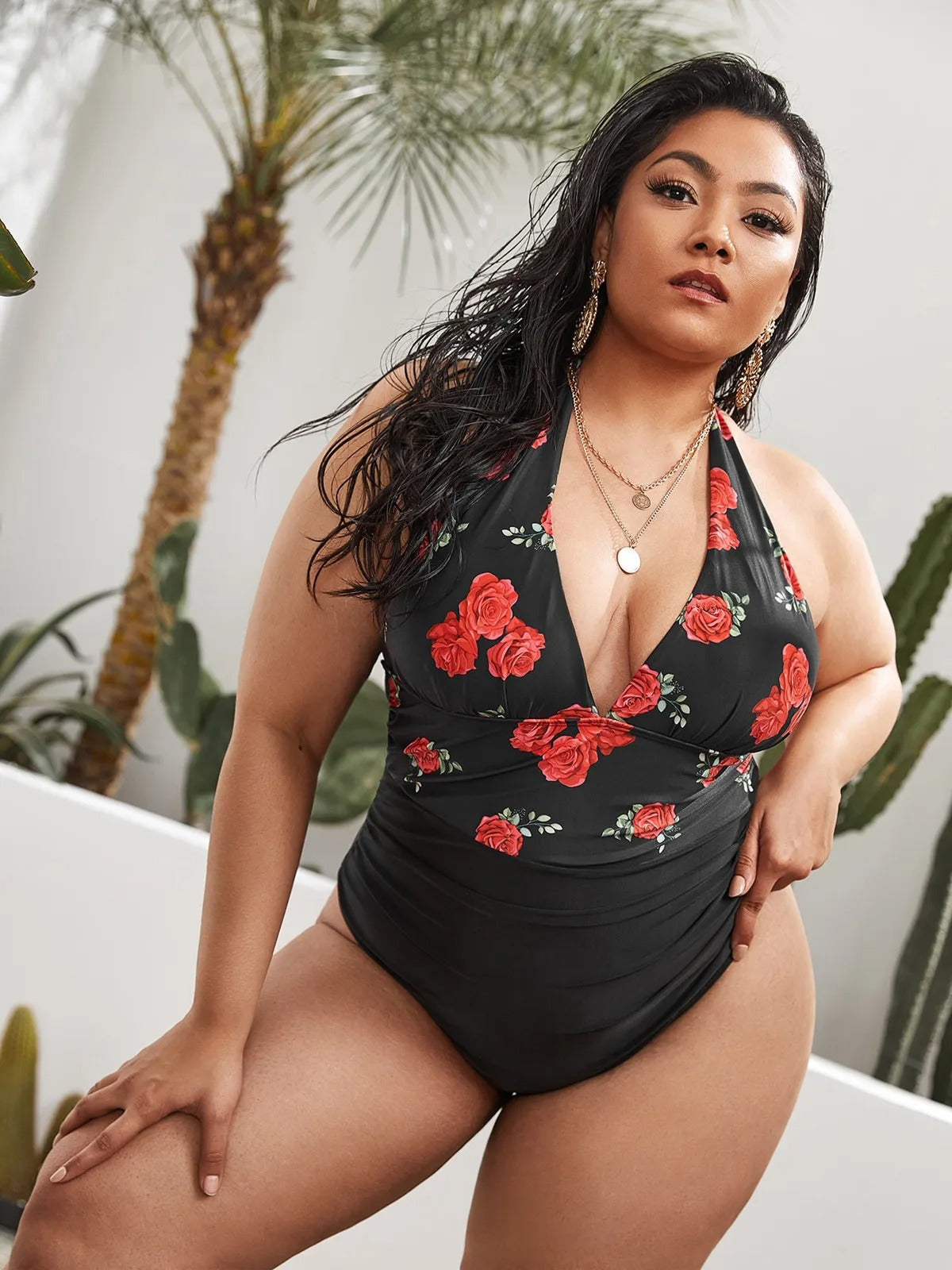 NIMA badpak met halternek en bloemenprint met ruches