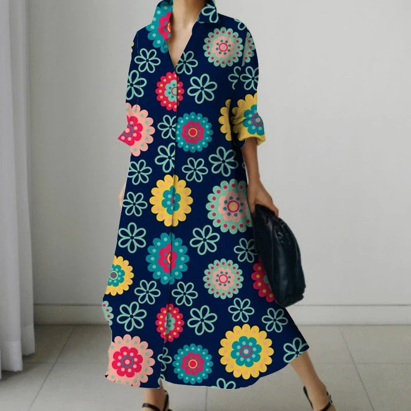 Zwarte comfortabele blouse jurk met bloemenprint en v-hals