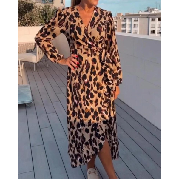 NIMA Kleid mit V-Ausschnitt 2024