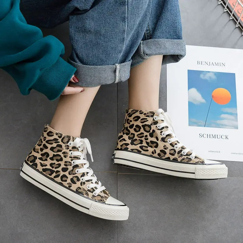 NIMA Panterprint veterschoenen antislip Dames hoge sneakers