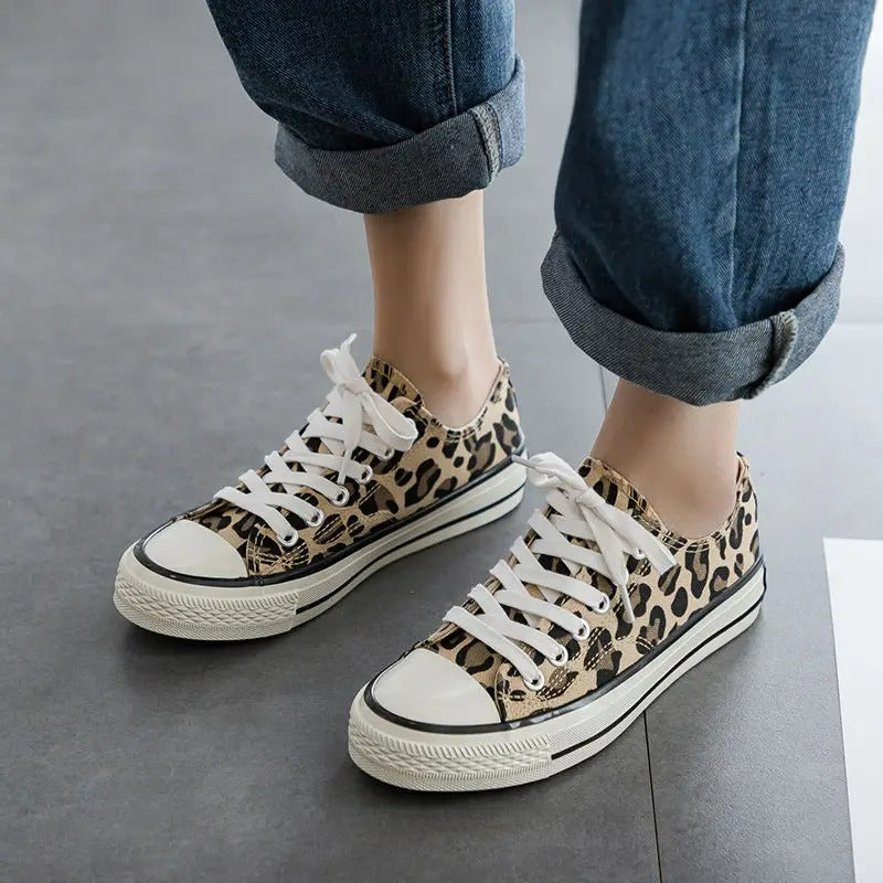 NIMA Panterprint veterschoenen antislip Dames hoge sneakers