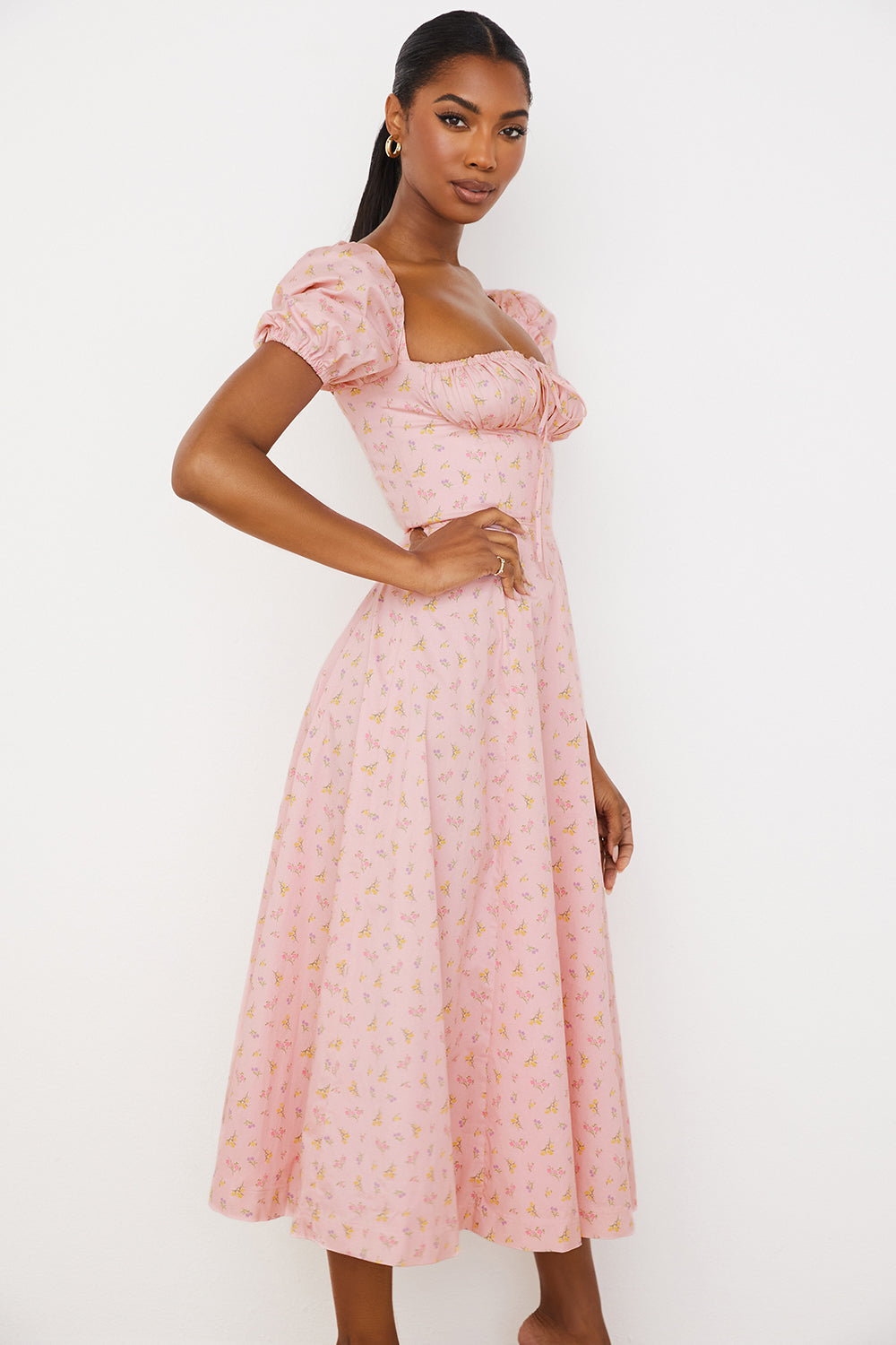 NIMA Midi zonnejurk met bloemenpofmouwen