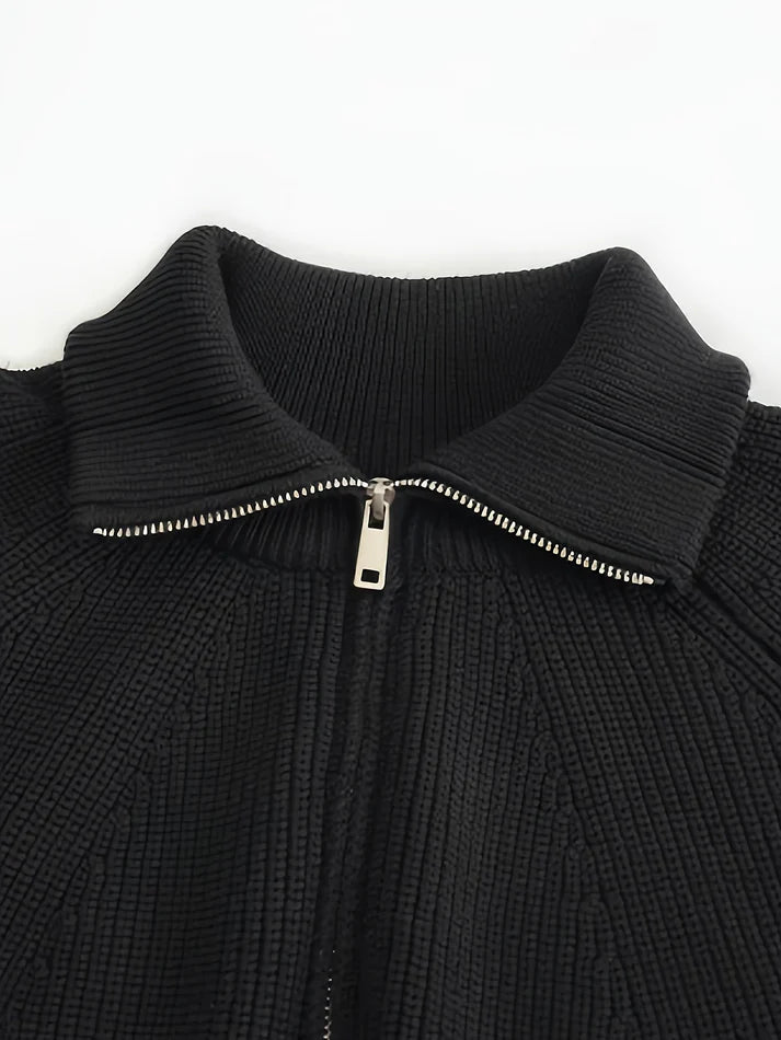 Anders – half-zip knit sweater with high collar and ribbed texture
