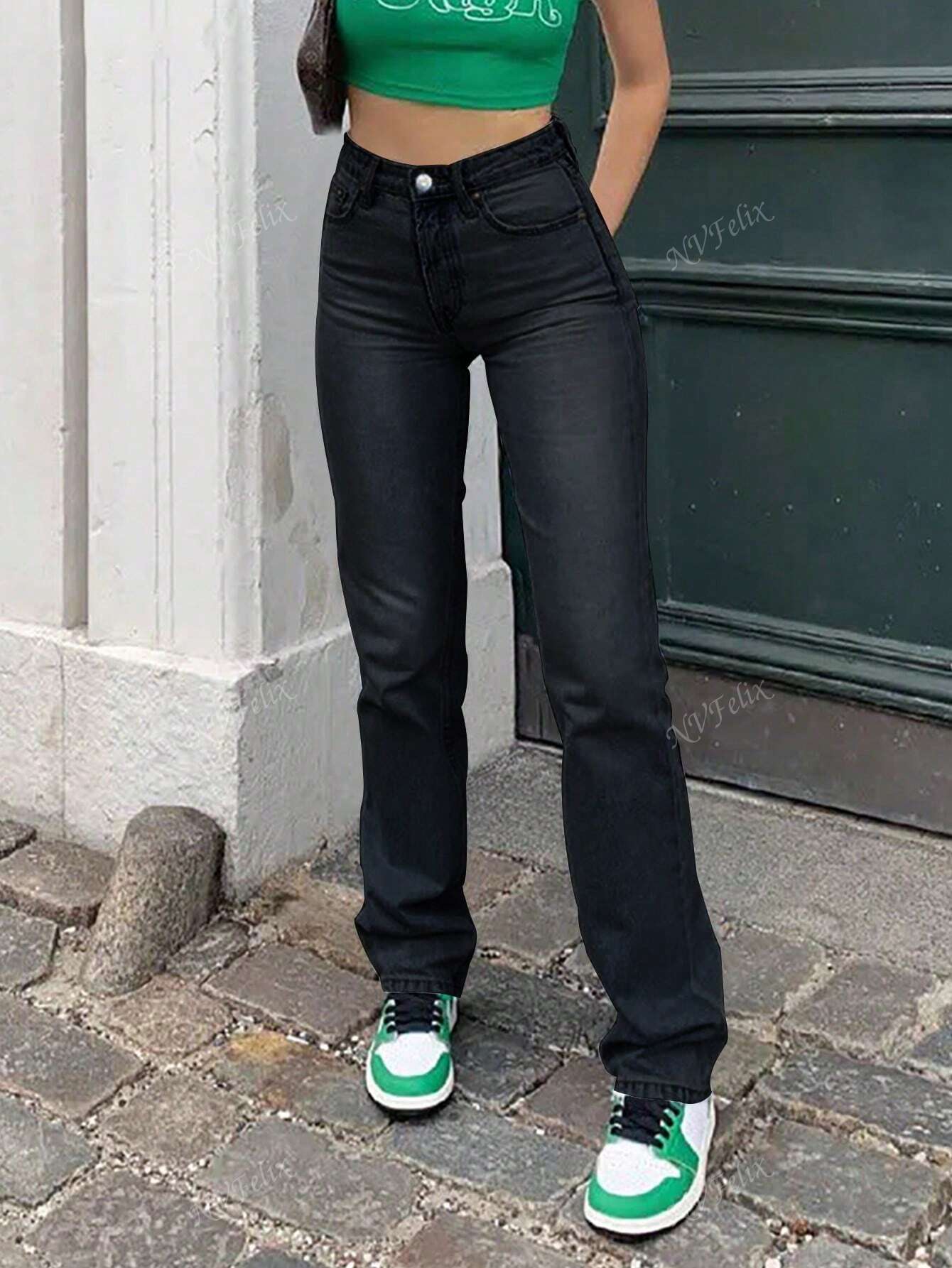 High-waist straight-leg jeans – women