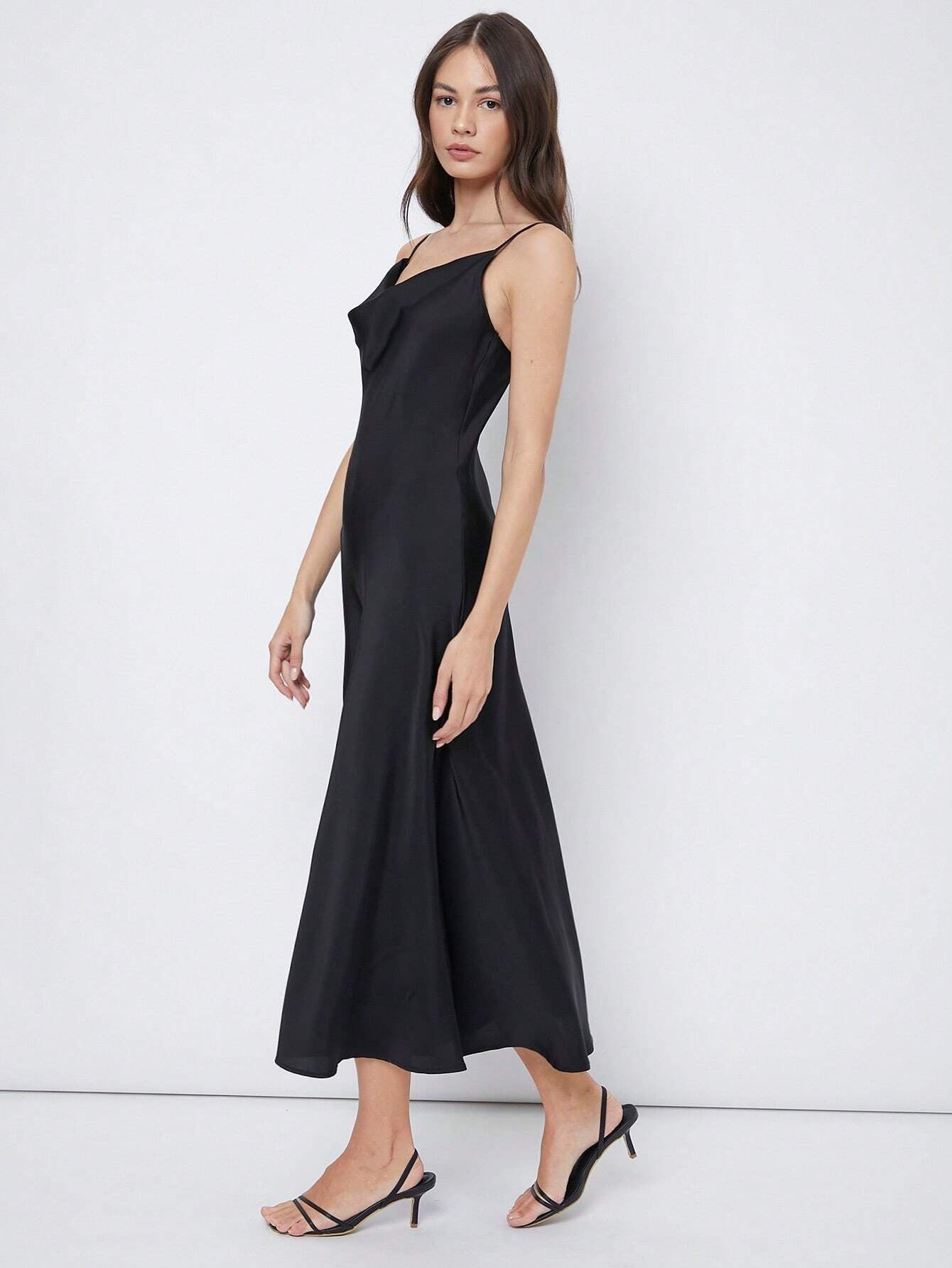 NIMA Casual satijnen maxi jurk