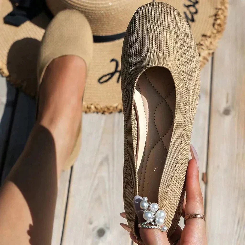 Orthopedic sandals | flat slip-ons