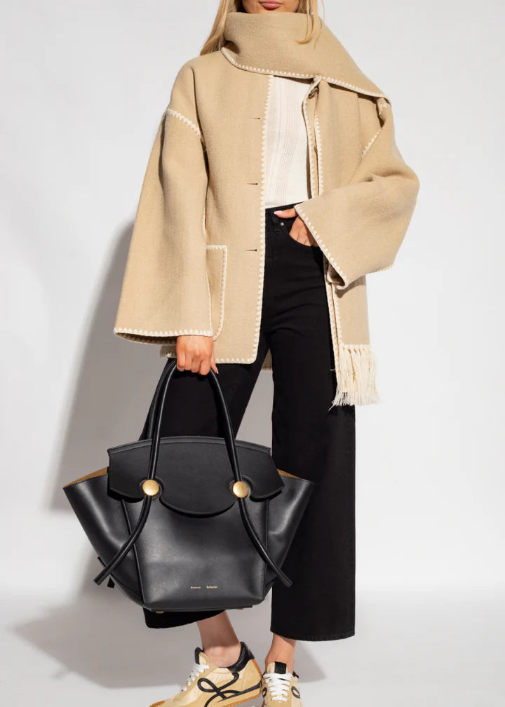 Keyra - luxurious jacket with scarf