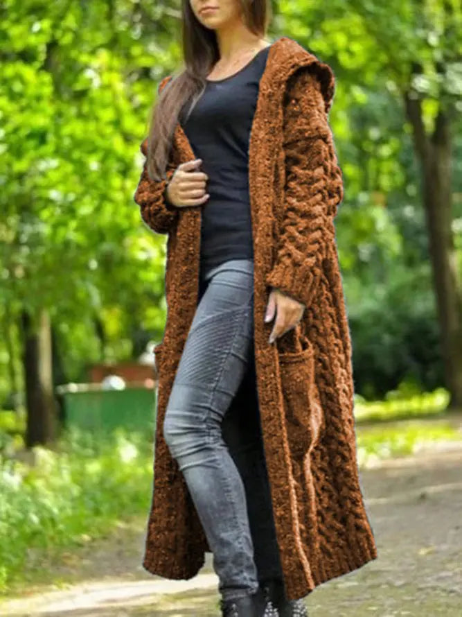 Anahi - warm and knitted cardigan