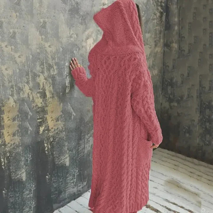 Anahi - warm and knitted cardigan