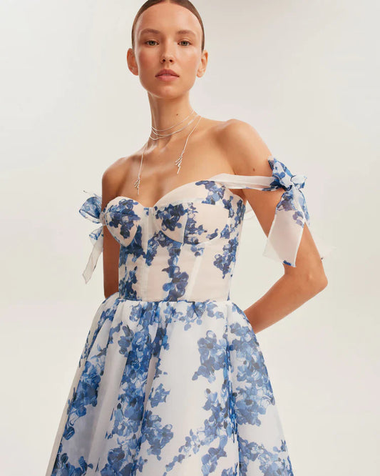 NIMA Blauwe organza midi jurk met hortensiamotief