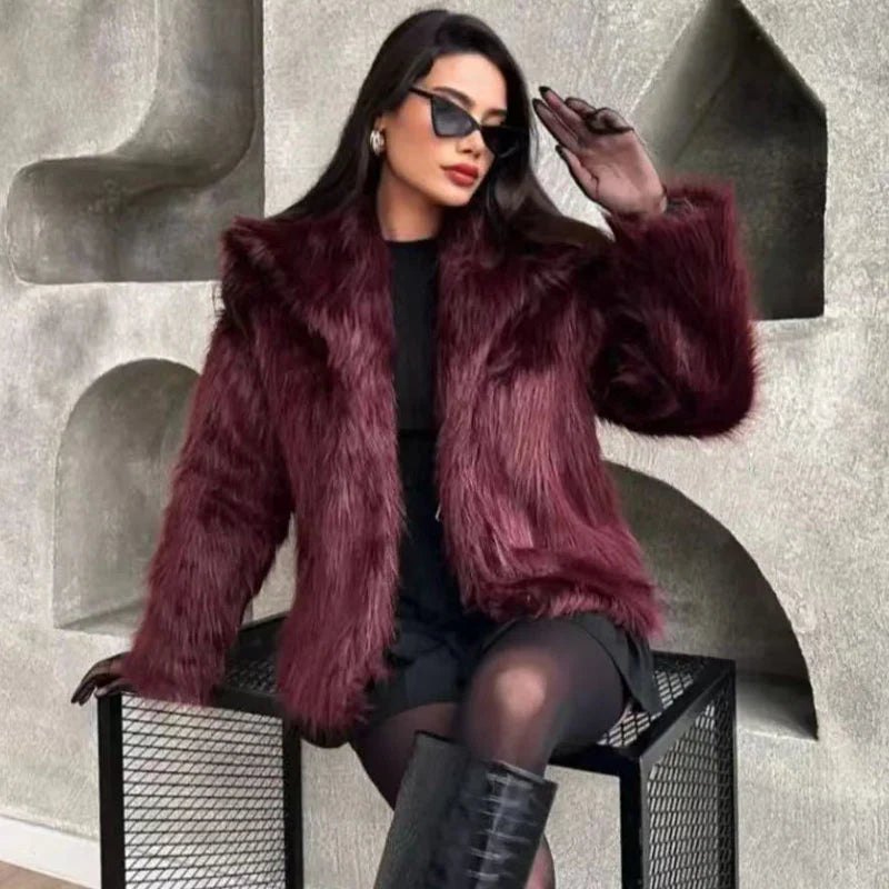 Warm fur jacket for women in a stylish design