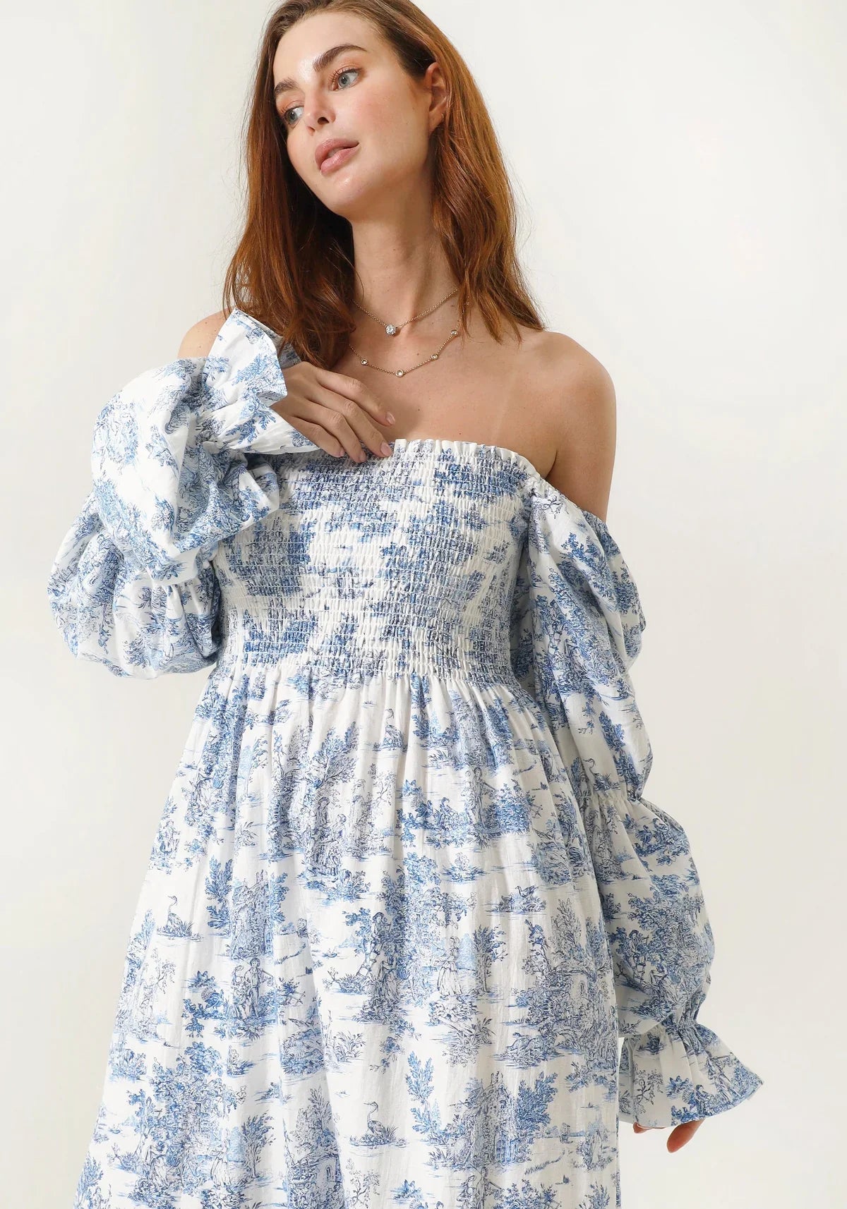 NIMA Chiffon jurk met klokmouwen
