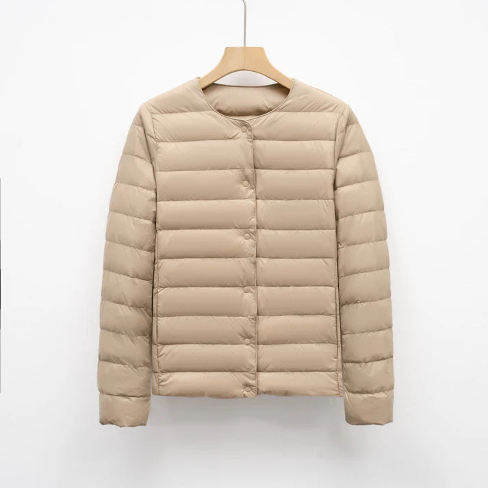 Freja – lightweight fitted down jacket with snap closure