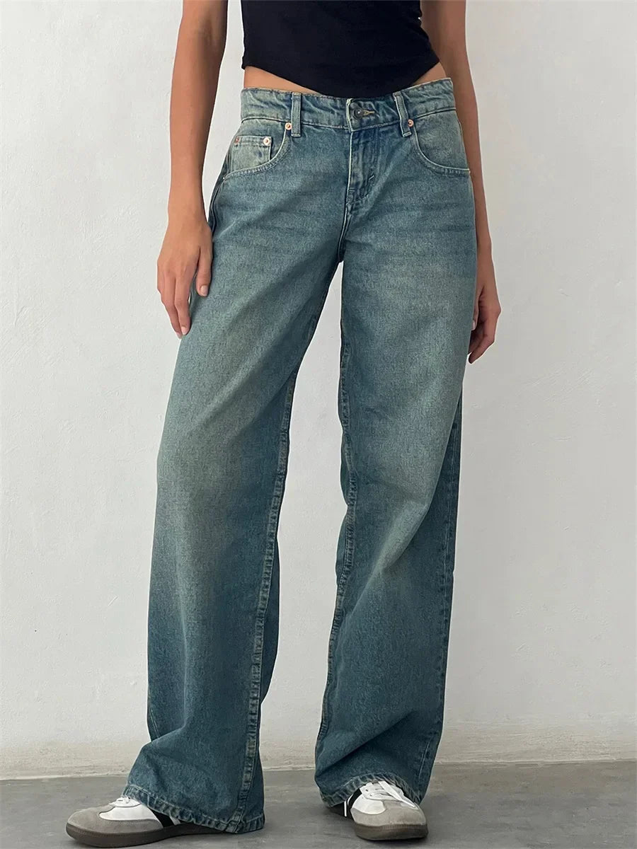 Women's wide-leg vintage jeans