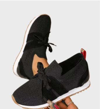 Ottilie – lightweight sneakers made of knitted mesh