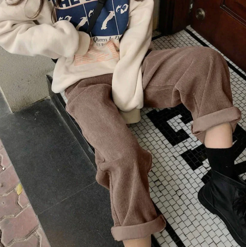 Malia - casual corduroy trousers