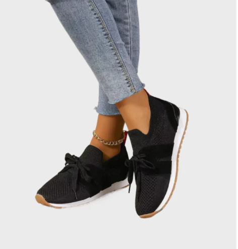 Ottilie – lightweight sneakers made of knitted mesh