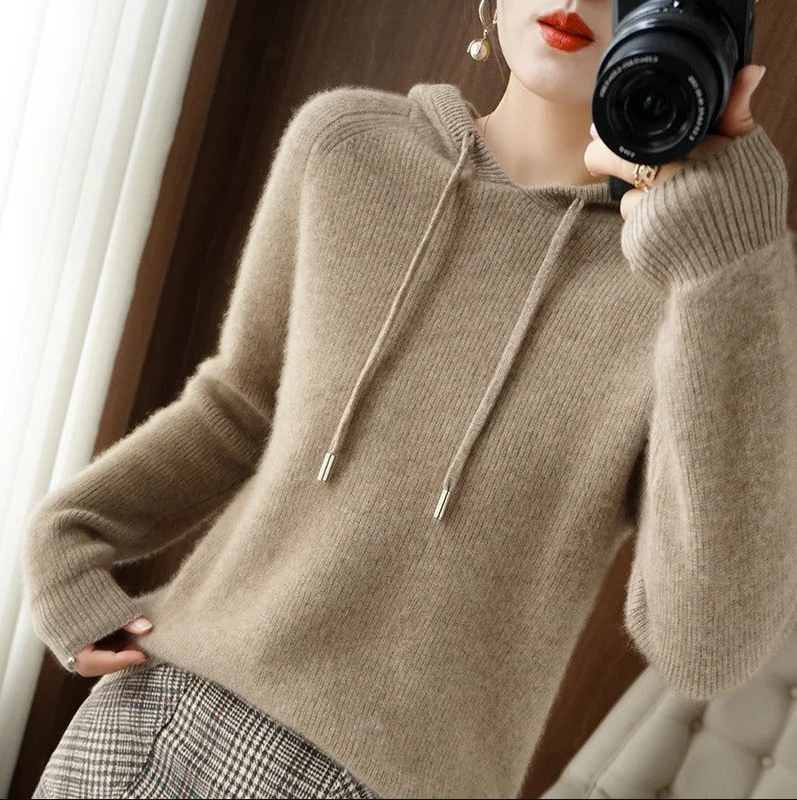 Dorothy - knit hooded sweater