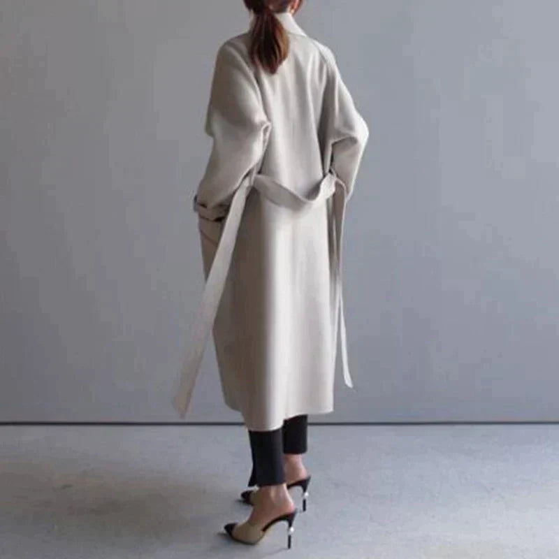 Long women's coat with belt – classic & figure-hugging