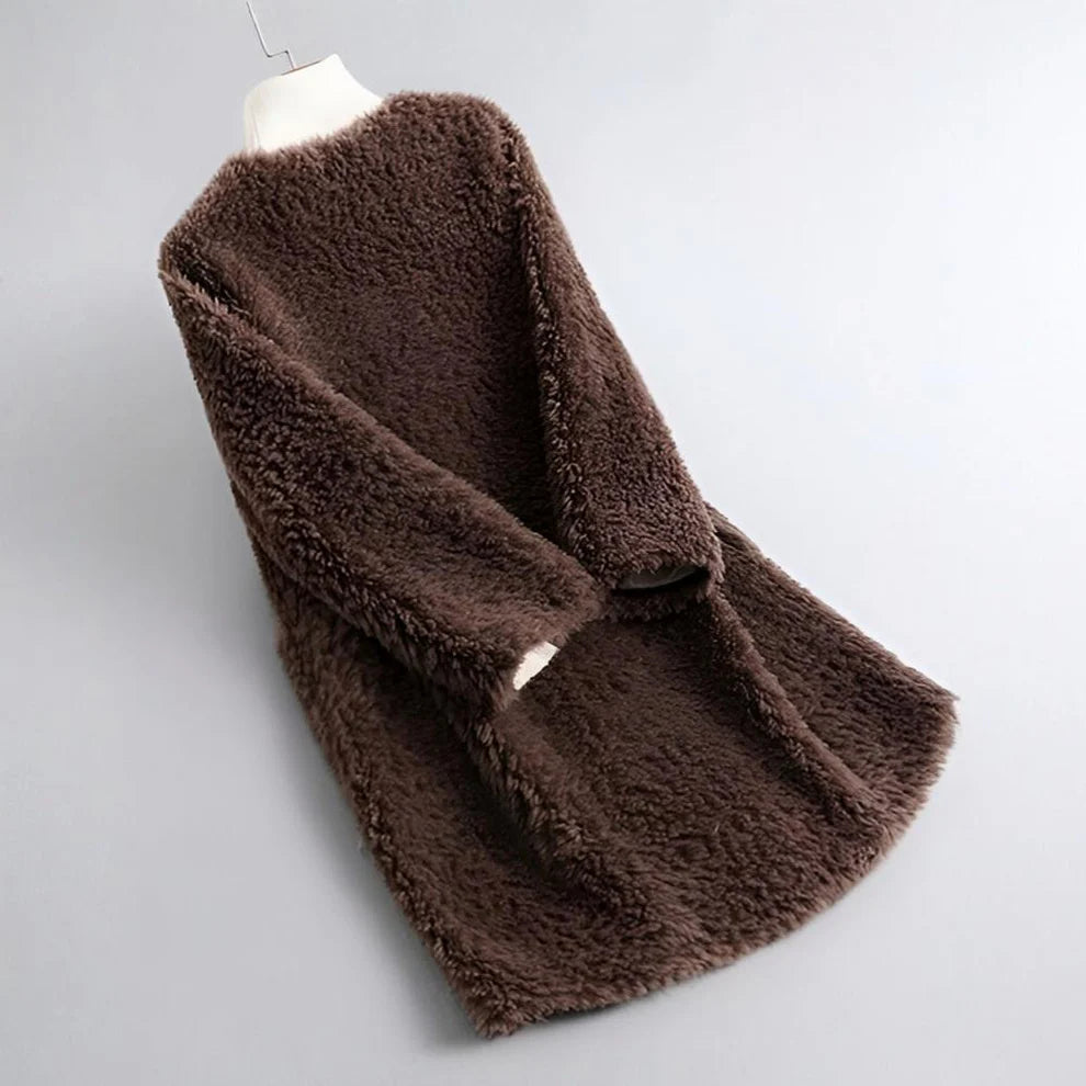 Women’s shearling fur coat soft & chic – women