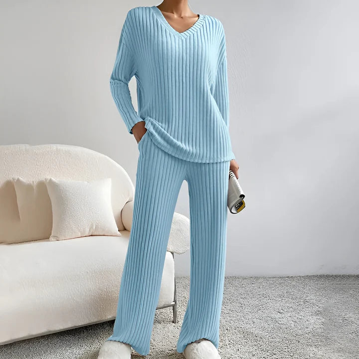Isla – striped v-neck sweater set
