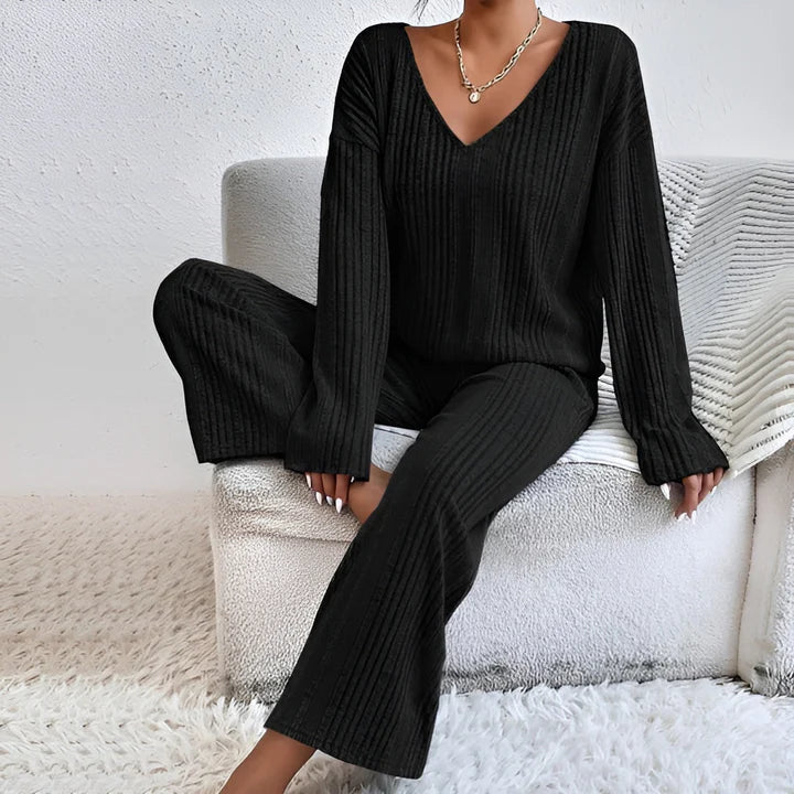 Isla – striped v-neck sweater set