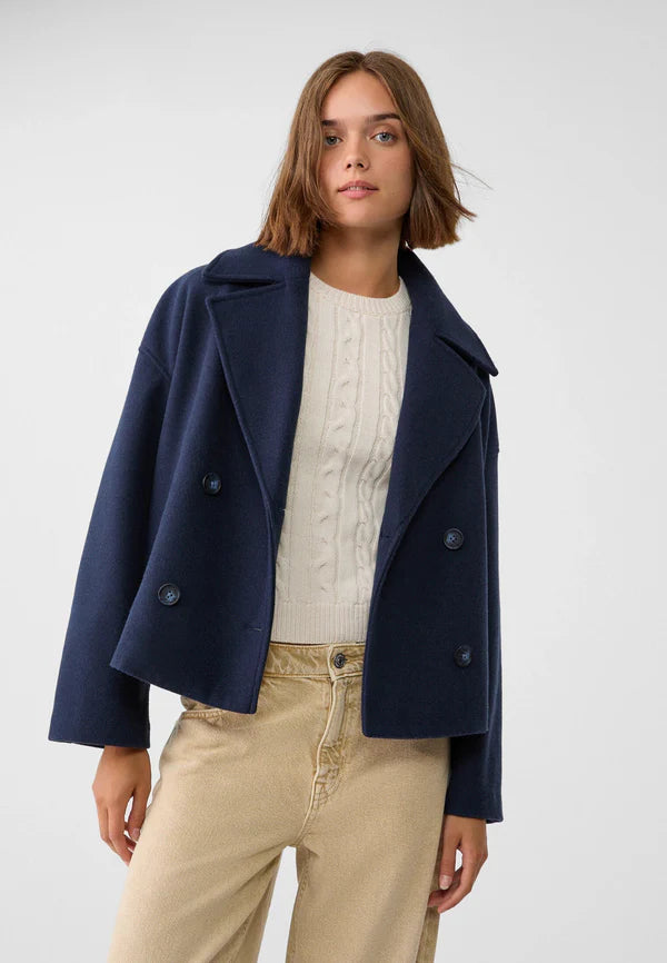 Short double-breasted coat for women – modern & structured look