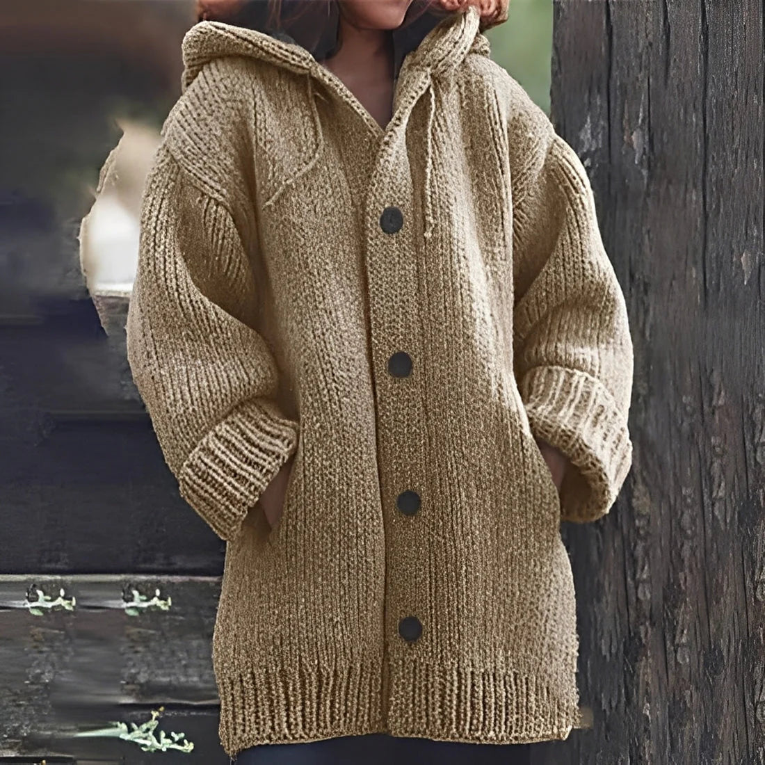 Jaqueline – cozy cardigan with hood and pockets