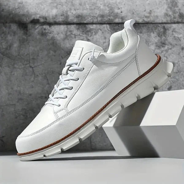 Manfred – classic leather sneakers with comfortable soles