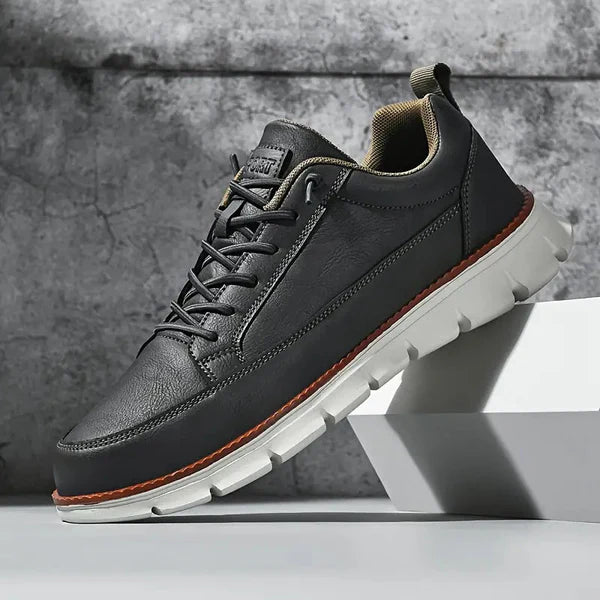 Manfred – classic leather sneakers with comfortable soles