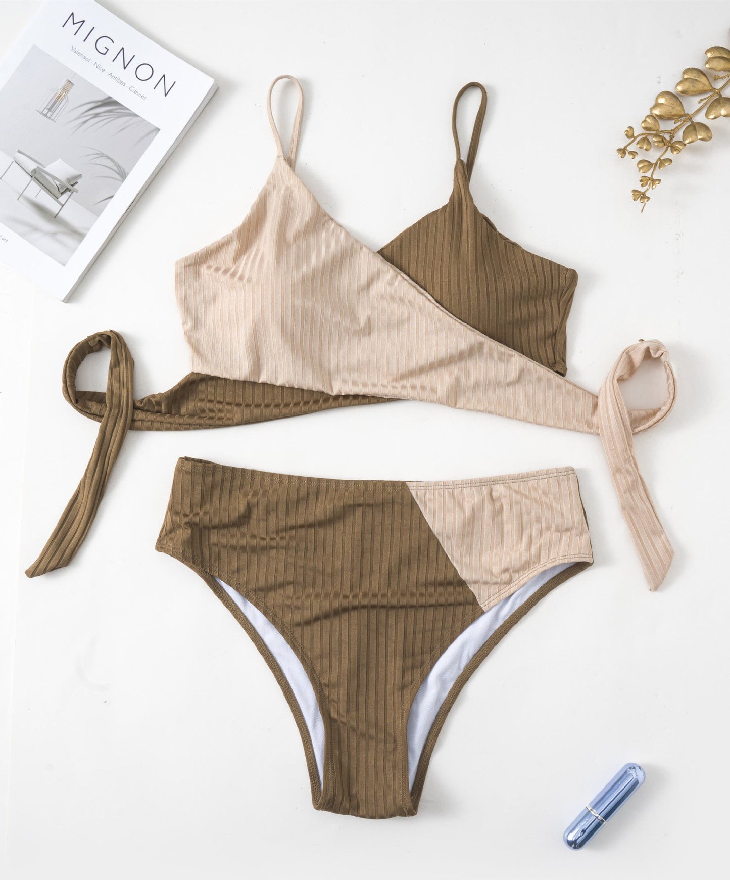 NIMA roze bikini grote maten met bloemenprint