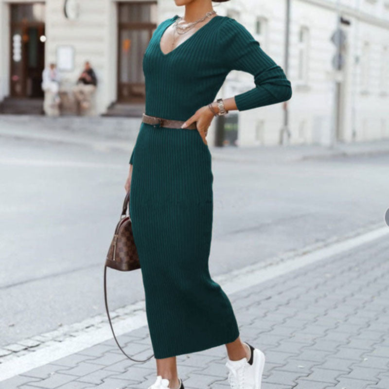 NIMA Elasticated V-neck wool plain colour knitted dress